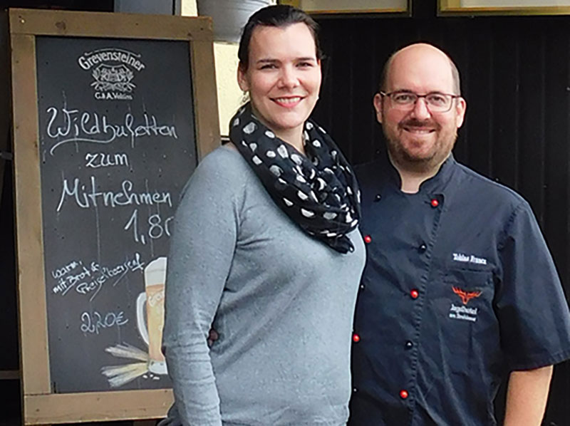 Foto von Gisela Francz-Griese und Tobias Francz von der Firma Jagdhotel am Strehlesee