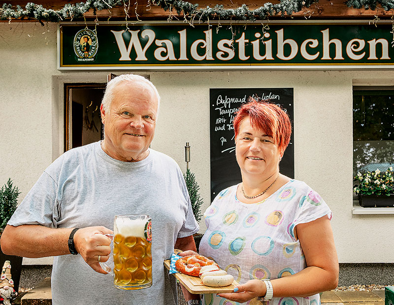 Foto von Cornelia Reichl und Peter Reichl von der Firma Waldstübchen Waldblick